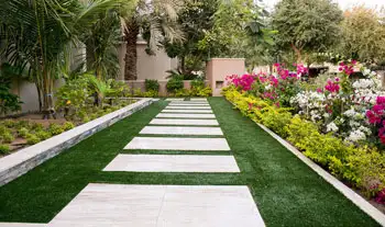 villa-walkways-landscaping-jeddah
